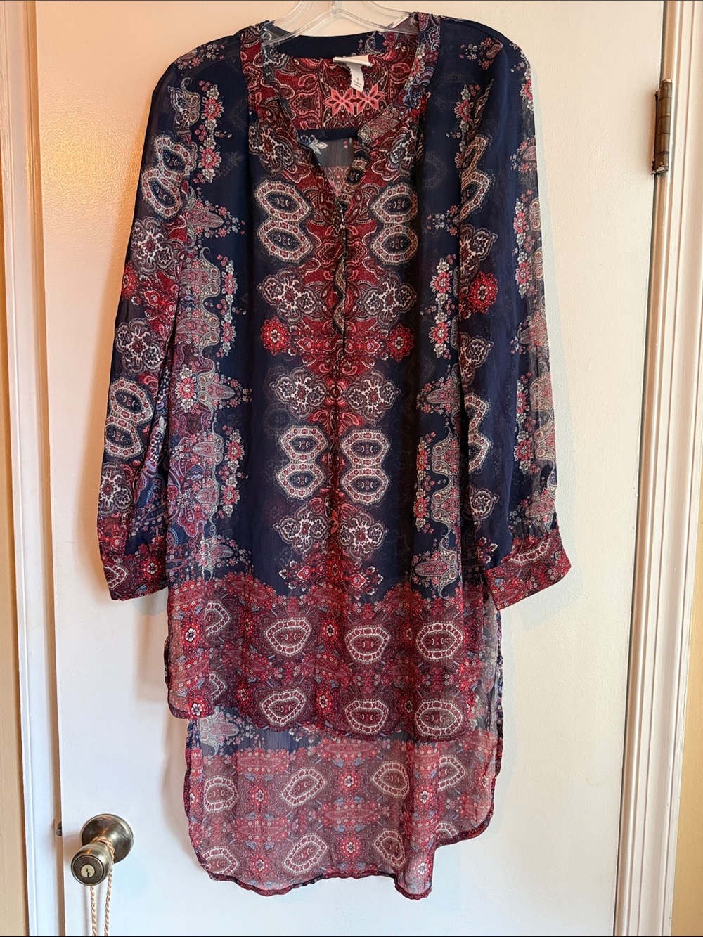 Knox Rose Navy and Red Paisley Sheer Tunic